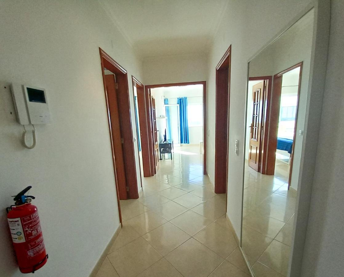 Colina Ferias- Garagem & Wifi Apartman Quarteira Kültér fotó