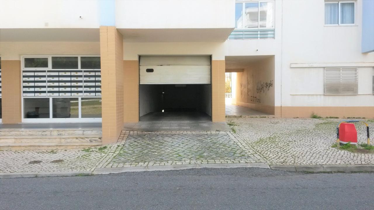 Colina Ferias- Garagem & Wifi Apartman Quarteira Kültér fotó